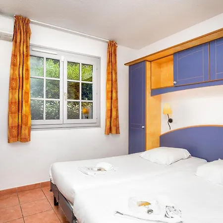 Sowell Residences Chenes Verts פארק נופש 3*