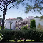 Sowell Residences Chenes Verts 3* Saint-Raphaël